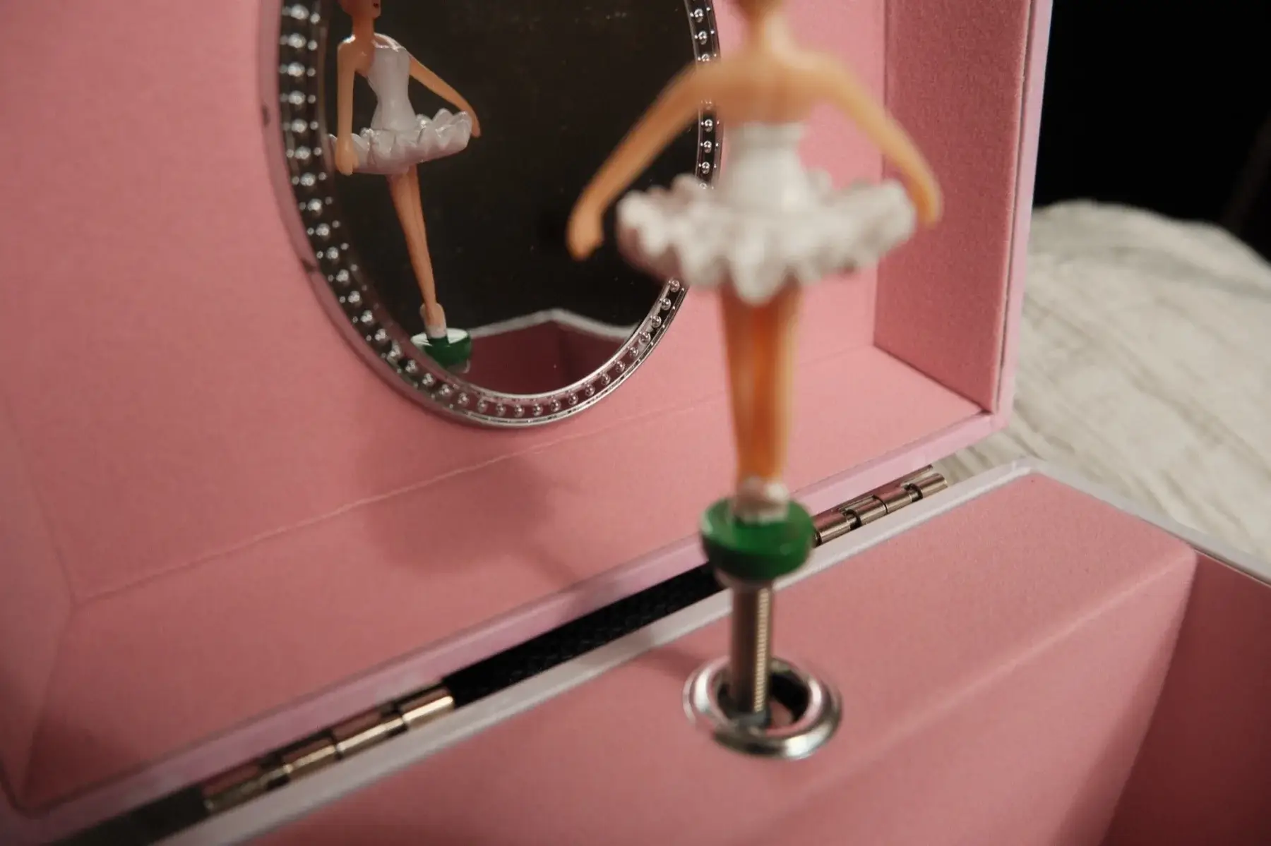 Bloom, photography by Evi Flooren